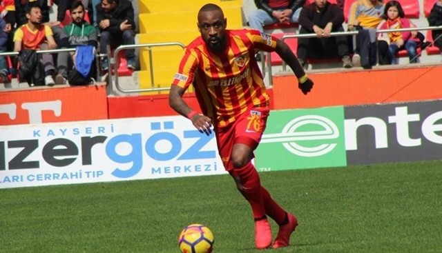 Kayserispor Kana Bıyık ile Anlaşamadı.