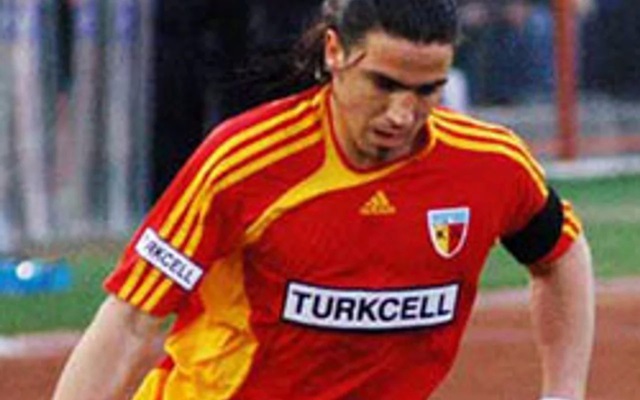 Mehmet Topuz’a 250 Maçlık Bir Ödül