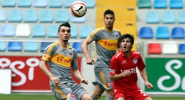 Alper Uludağ Özür Diledi.