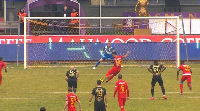 Kayserispor Tarihinde 3.defa 1 Maçta 2 Penaltı Kaçırdı.