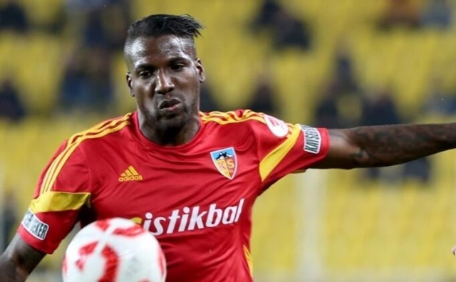 Kayserispor'da Douglao gitti. Milan Stevanoviç geri geldi.