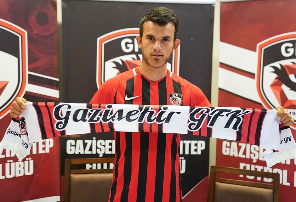 Güray Vural Antalyaspor ile Anlaştı.