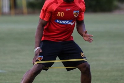 Kayserispor antrenman ürünleri görücüye çıktı.