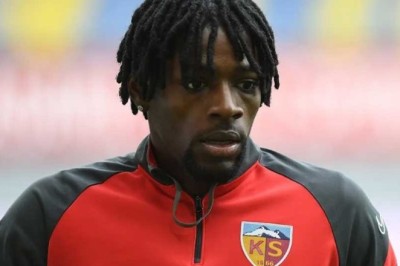 Kayserispor'a FIFA'dan  Manzala için ödeme emri geldi