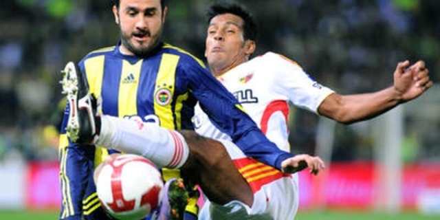 Gökhan Ünal (Fenerbahçe) - Toledo (Kayserispor)
