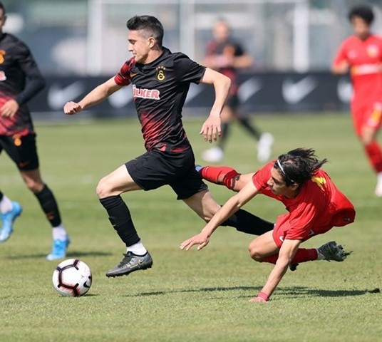 11 Numara: Hayrullah Erkip (Kayseripor U19)