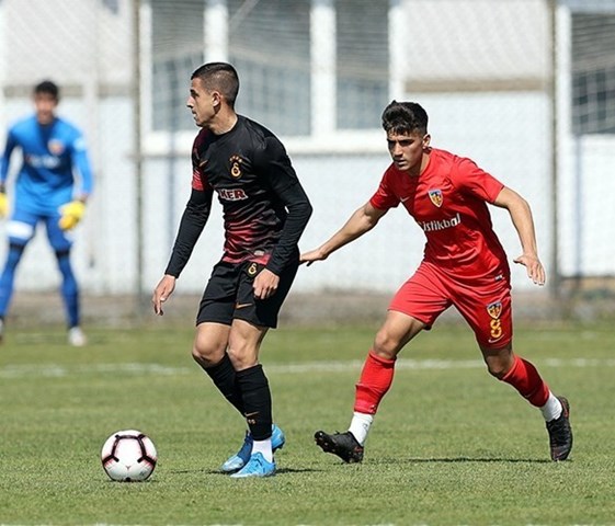 8 Numara: Halil Can Durmuş (Kayserispor U19)