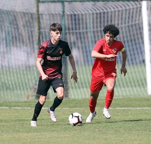 6 Numara Ahmet Zekeriyya Kartal (Kayserispor U19)
