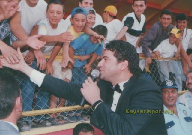 Hakan Taşıyan - Sezon Açılışı- Foto Bekir Demirağ