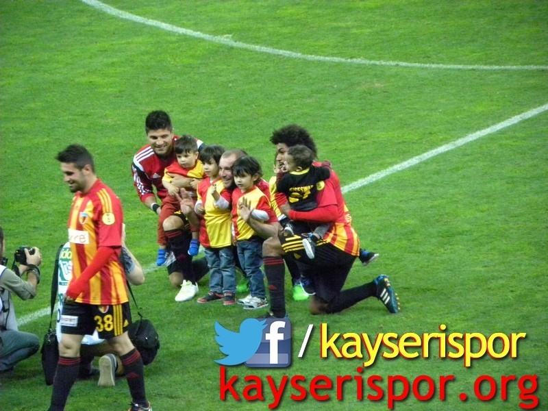 Barış Özbek-Murat Akın-Biseswar ve Çocukları