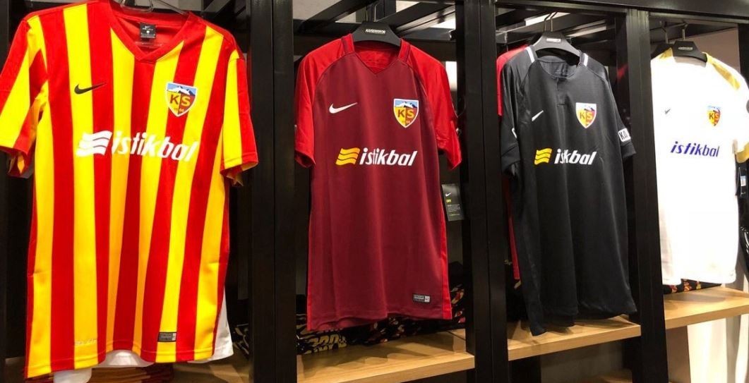 Kayserispor'un Her Çıkan Formasını Store veya Başka Bir Yerden Alırmısın?