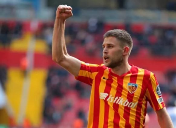 900.Gol Artem Kravets
