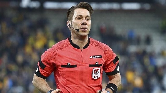 Kayserispor-B.B.Erzurumspor Maçının Hakemleri Açıklandı.