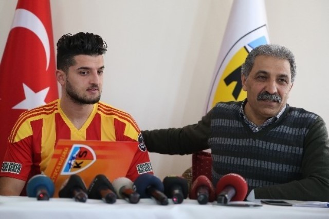 Kayserispor Efe Halil Özarslan ile Sözleşme İmzaladı