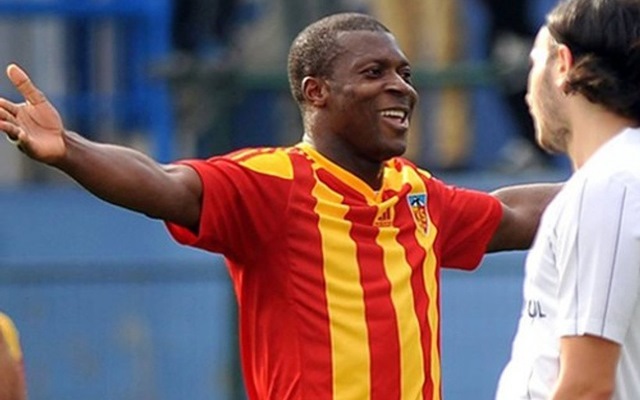 Kayserispor Ayegbeni Yakubu'yu Gönderildi.
