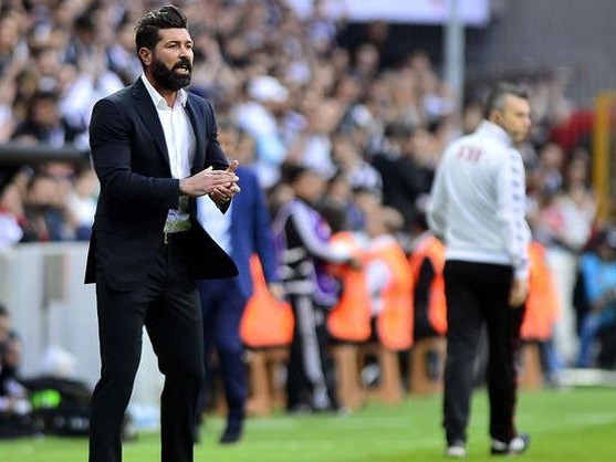 Hakan Kutlu İstifa Etti