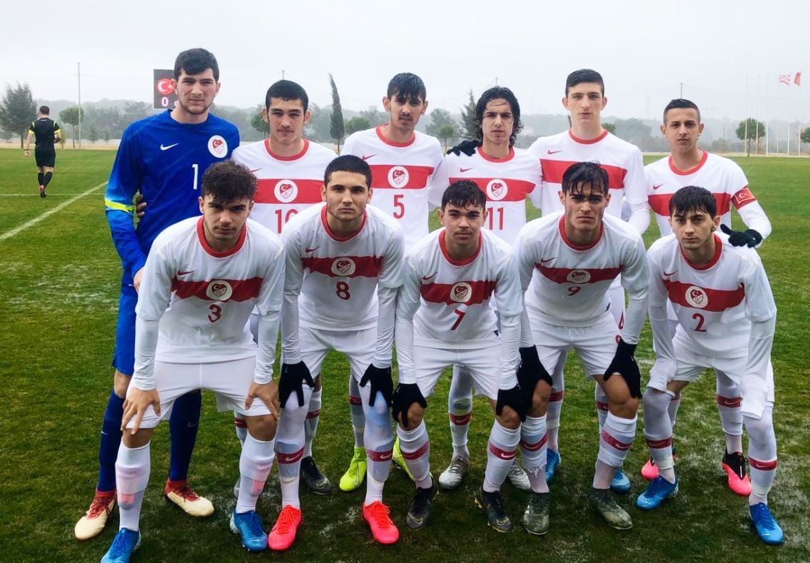 Kayserispor'lu Emre Demir U18 Milli Takımına Davet Edildi.
