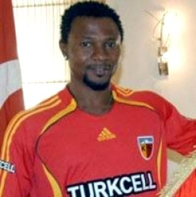 Maçın En Kötü Adamı; Aghahowa seçildi.