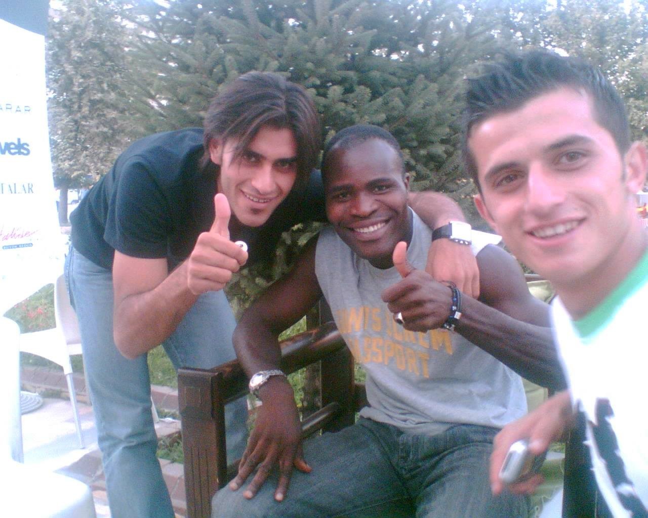 Bir Foto Bir Anı: Kamber Aslan, Samuel Johanson ve İlhan Parlak