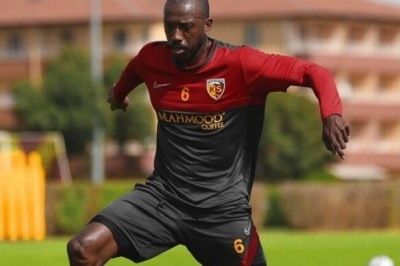 Kayserispor ve Kasımpaşa'da Sakat ve Cezalı Futbolcular