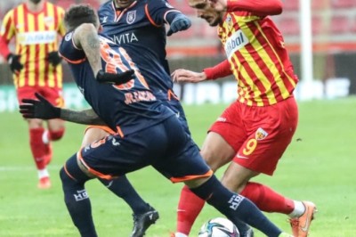 2021-2022 Süper Lig: Kayserispor 1-0 Başakşehir FK