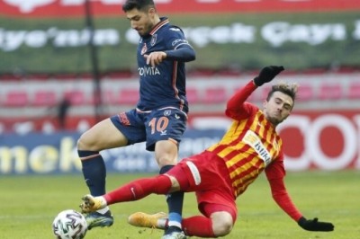 Kayserispor-Başakşehir FK Maçının Saati Değişti.