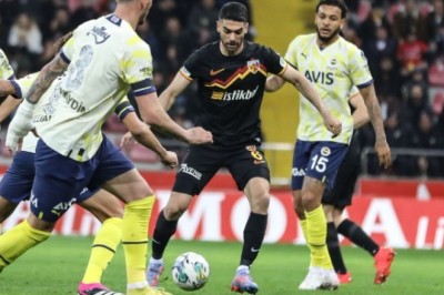 2022-2023 Süper Lig: Kayserispor 1-2 Fenerbahçe