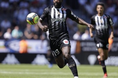 Kayserispor Stephane Cedric Bahoken ile 1 Yıllık Sözleşme İmzaladı.