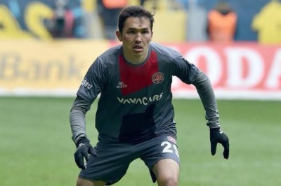 Kayserispor Bonservisi Elinde Olan Otabek Shukurov ile Anlaştı.