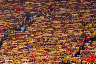 Kayserispor Ortalama 19 Bin Taraftara Oynadı.