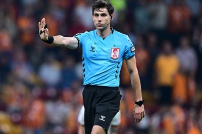 Kayserispor-Galatasaray Maçını Mehmet Türkmen Yönetecek.