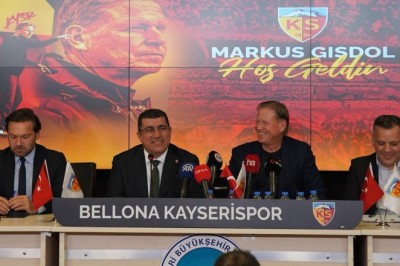 Kayseripor, Markus Gisdol ile 2 Yıllık Sözleşme İmzaladı. (Video)