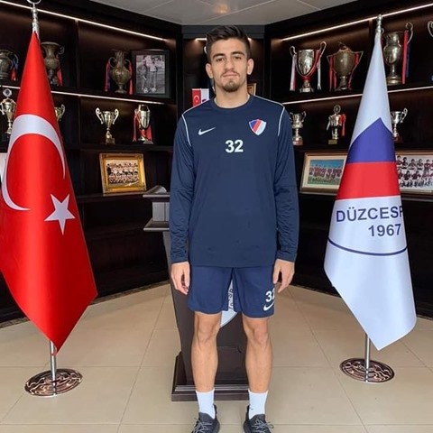 Kayserispor, Adem Doğan'ın Düzcespor'a kiraladı.