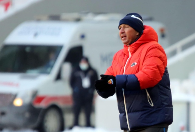 Petrescu; Bir problemim vardı ve maalesef ayrılmak zorunda kaldım.