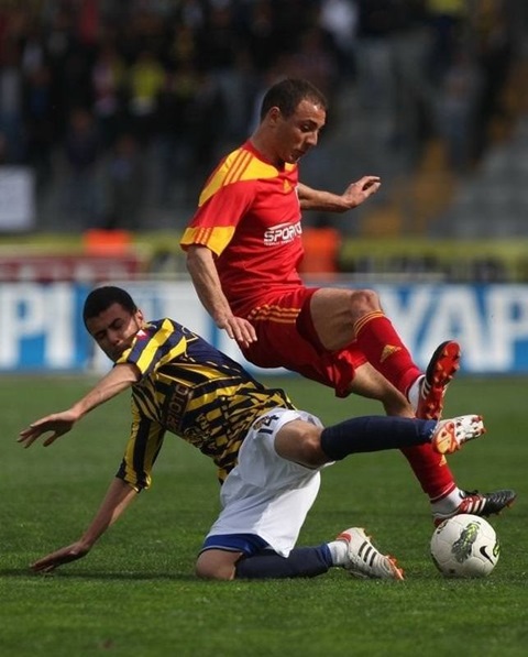 Süleyman Hurma; Amrabat'ın Trabzonspor'a Transfer Haberi Asılsız.