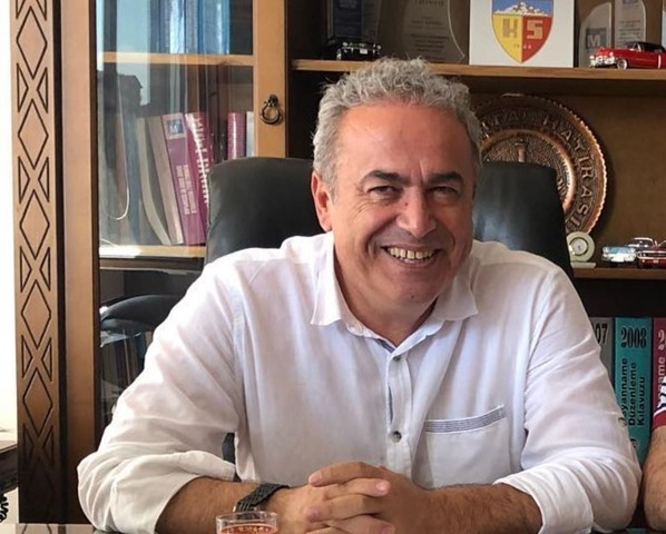 Geleceği Kazanmak İsterken Bugünü Kaybetmek-Ayhan Baynal