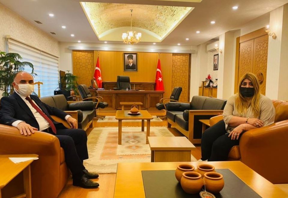 Kayserispor Başkanı Berna Gözbaşı, Kayseri Valisi İle Görüştü.