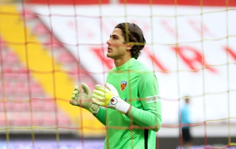 Fransız Sitesi sport.fr'ye göre Doğan Alemdar Olympique Lyonnais Gelecek Diye Yazdı.