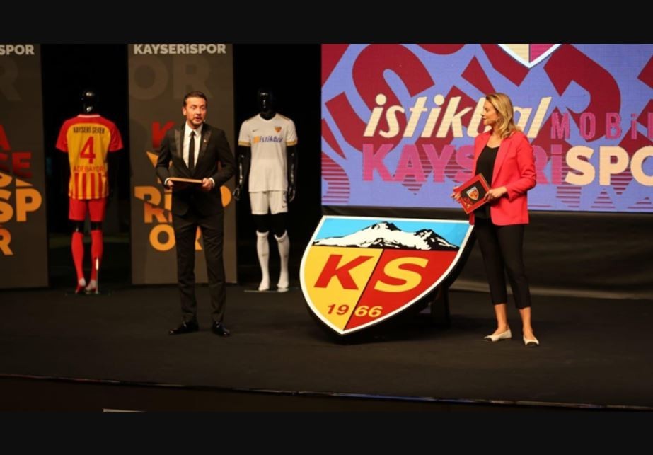 Kayserispor'da 2021-2022 Sezonu Yeni Forma Tanıtımı Yapacak.