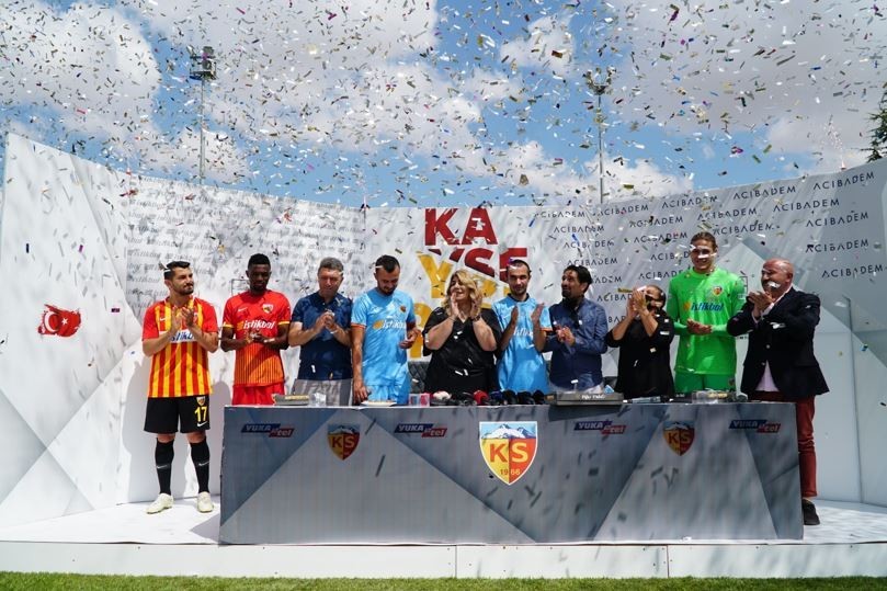 2021-2022 Sezonu Kayserispor Forma Tanıtım Töreni