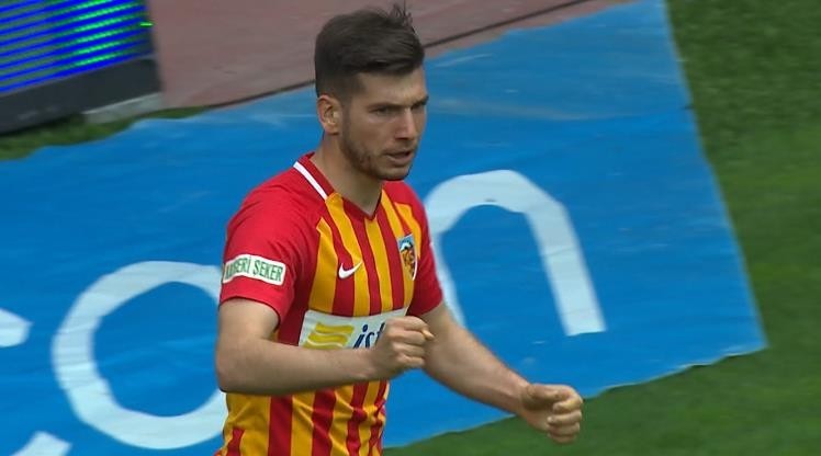 Kayserispor'lu Melih Okutan Samsunspor ile Anlaştı.