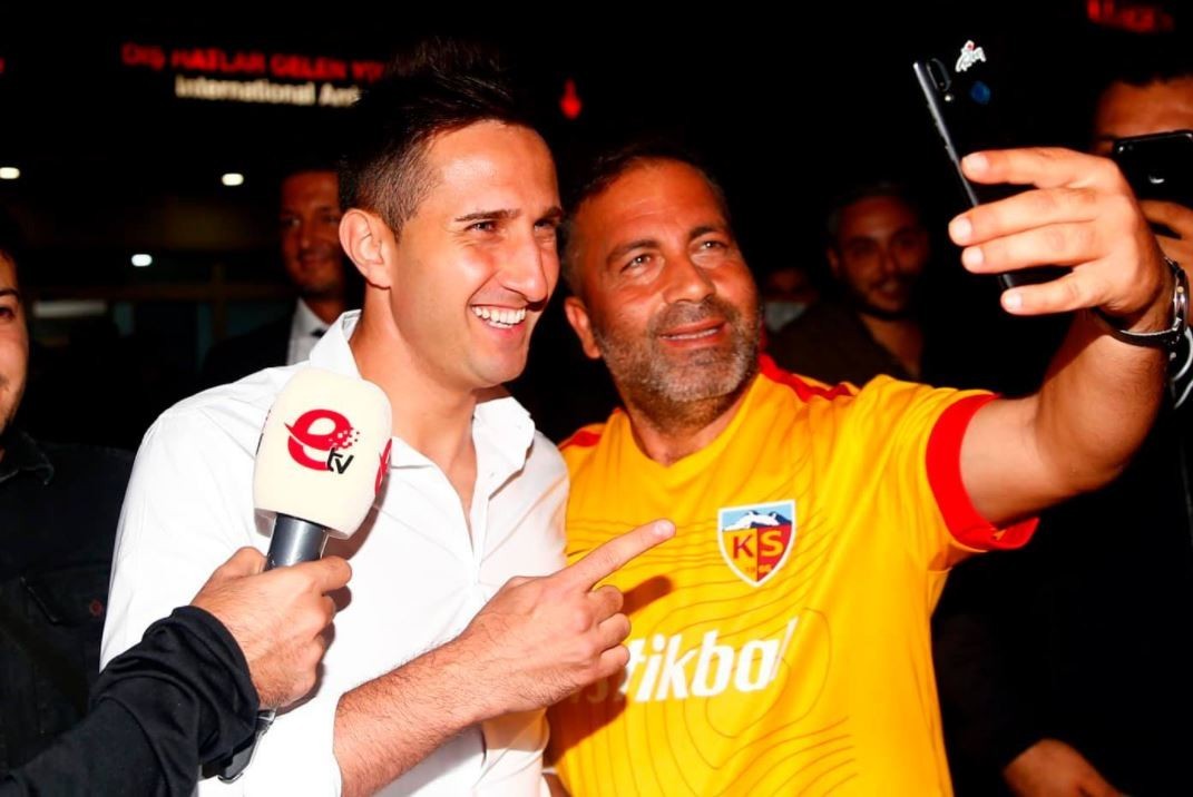 Mario Gavranovic İmza İçin Kayseri'ye Geldi.