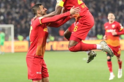 2021-2022 Süper Lig: Trabzonspor 3-2 Kayserispor Foto Galerisi