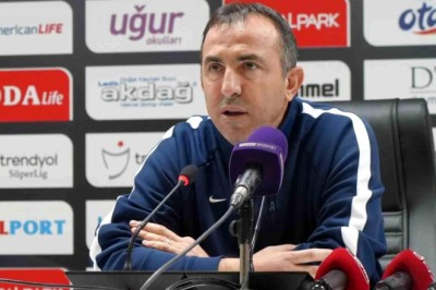 Kayserispor Hocası Recep Uçar Samsun Mağlubiyeti İçin Neler Söyledi?