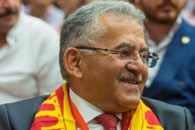 Kayseri B.B.Başkanı Memduh Büyükkılıç “Salı Günü Transfer Tahtası da Açılıyor”