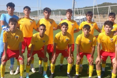 Kayserispor U17 Takımı, Samsunspor U17 takımını 4-3 Mağlup etti.