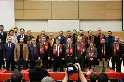 Kayserispor'da Nurettin Açıkalın 82. Dönem Başkanlığına Seçildi